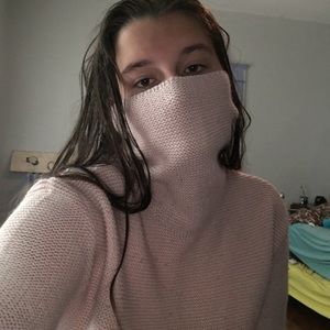 Meet your Posher, Chloe